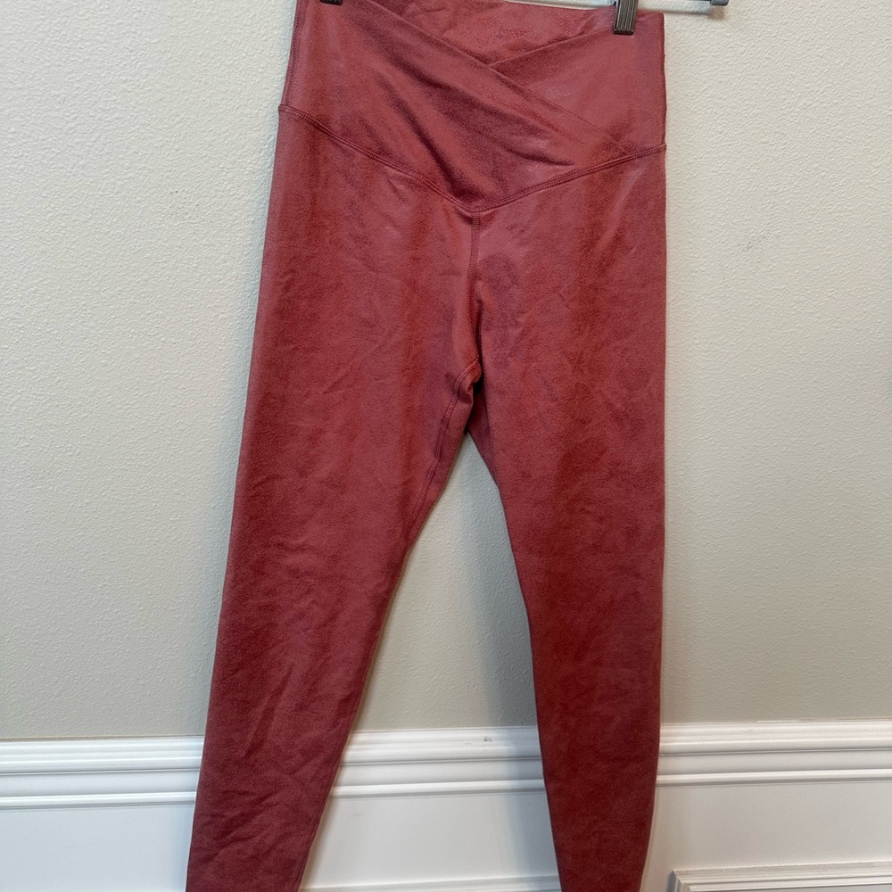 Offline by Aerie High Waisted Crossover Legging
